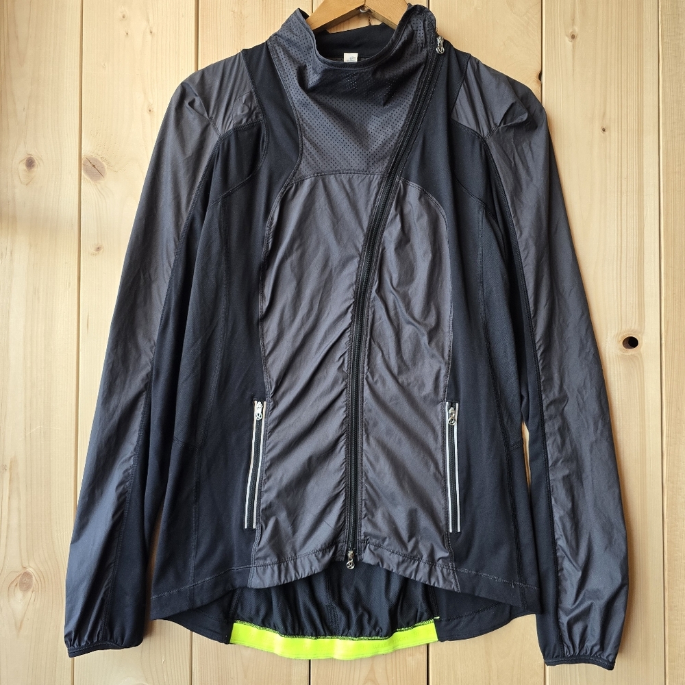 Lululemon Presta Packable Shirket Black Size 8 W4951S